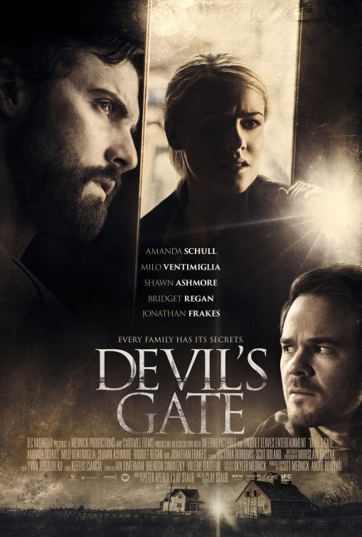1000 piece jigsaw puzzle for the movie poster: Devil's Gate (2018)