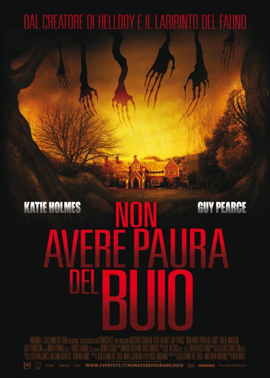 1000 piece jigsaw puzzle for the movie poster: Don't Be Afraid of the Dark (2011) ver10