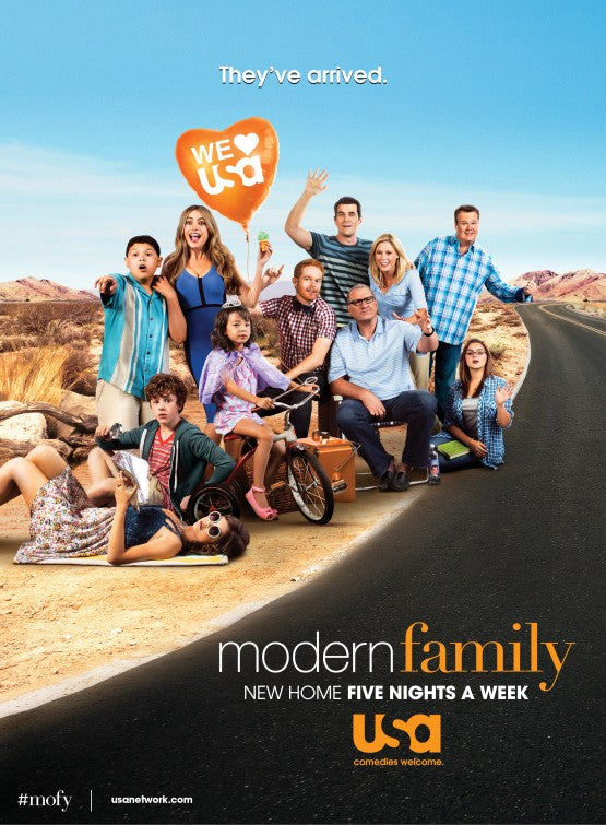 1000 piece jigsaw puzzle for tv poster: Modern Family, ver10