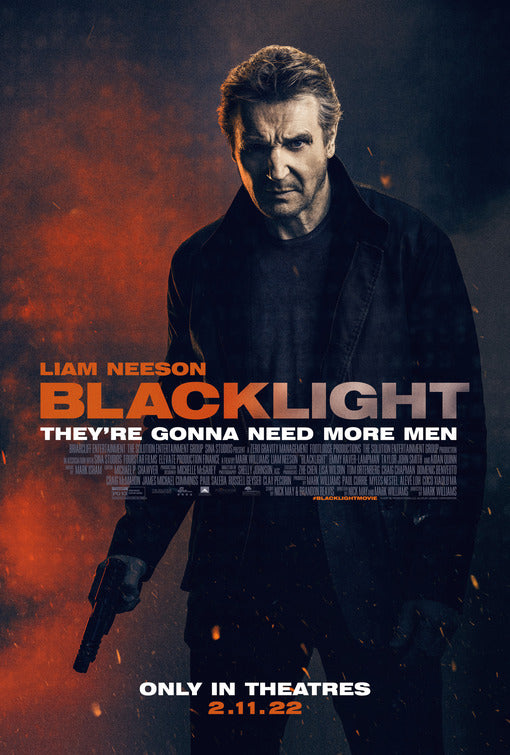 1000 piece jigsaw puzzle for the movie poster: Blacklight (2022)