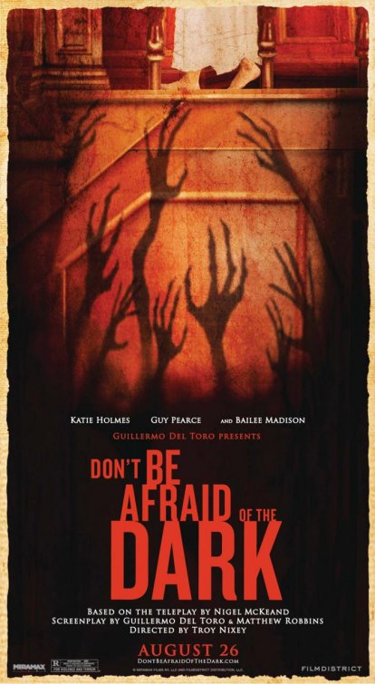 1000 piece jigsaw puzzle for the movie poster: Don't Be Afraid of the Dark (2011) ver2