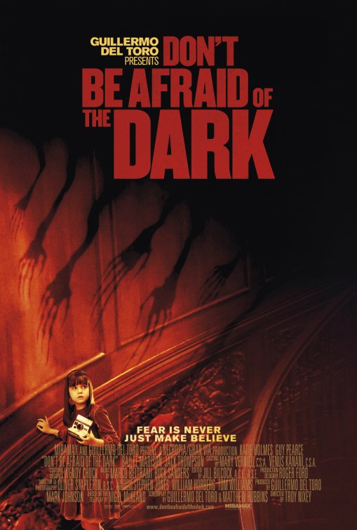 1000 piece jigsaw puzzle for the movie poster: Don't Be Afraid of the Dark (2011) ver3