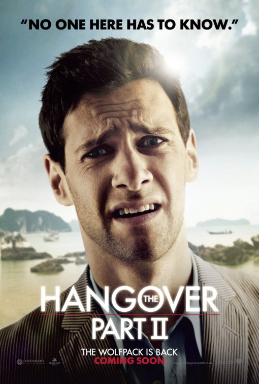 1000 piece jigsaw puzzle for the movie poster: The Hangover Part II (2011) ver6