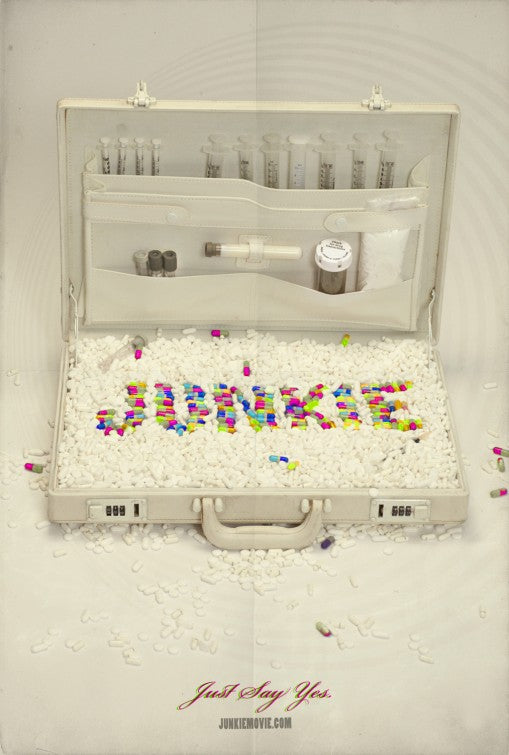 1000 piece jigsaw puzzle for the movie poster: Junkie (2012)