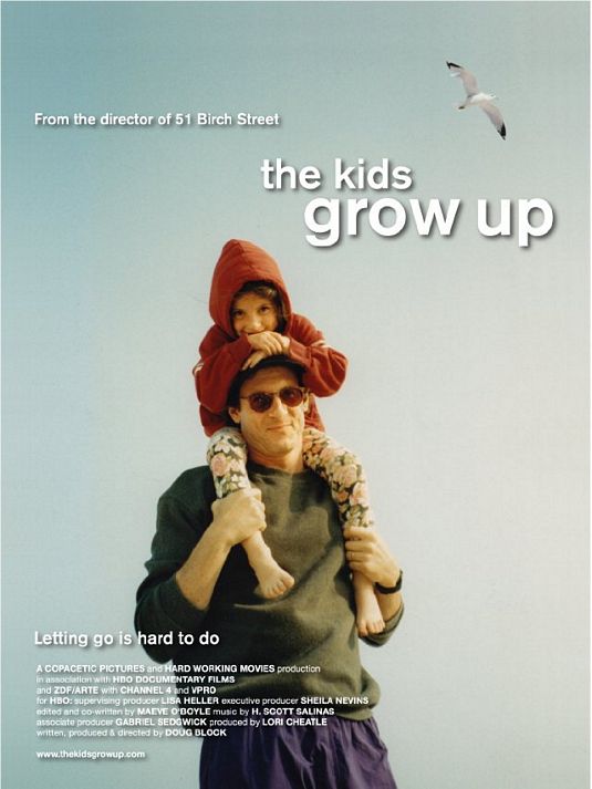 1000 piece jigsaw puzzle for the movie poster: The Kids Grow Up (2010)