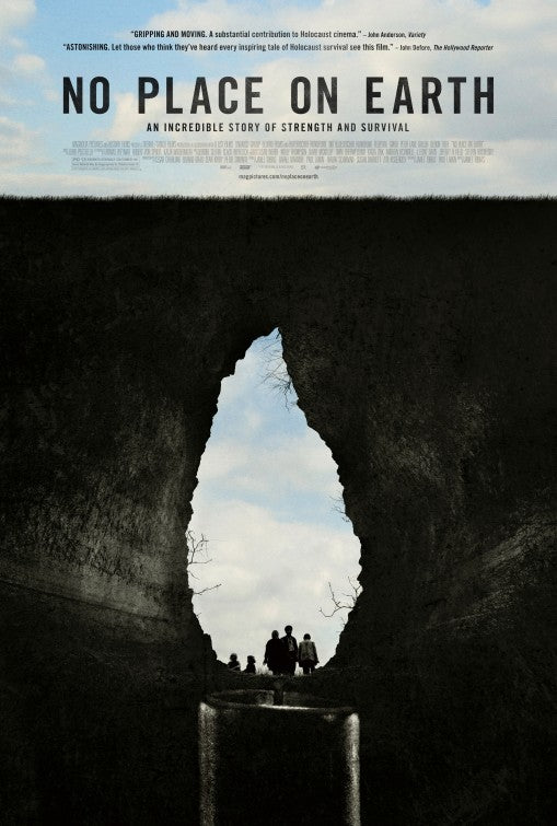 1000 piece jigsaw puzzle for the movie poster: No Place on Earth (2013)