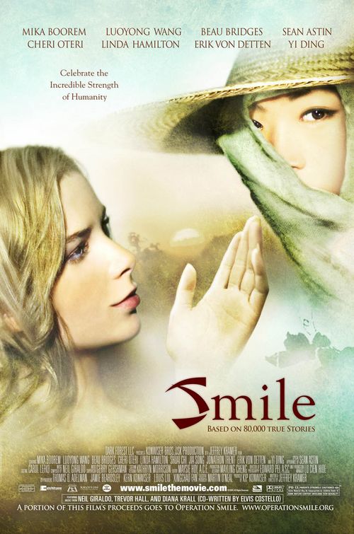 the movie poster: Smile (2005) ver2